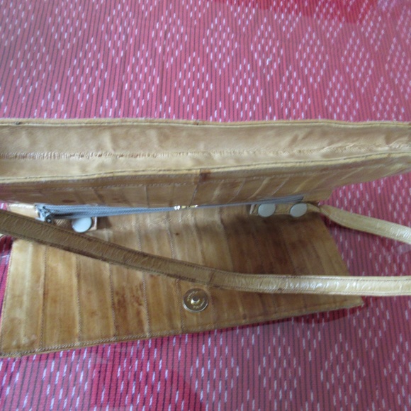 VINTAGE GENUINE EEL SKIN LEATHER CLUTCH WITH DETACHABLE SHOULDER STRAP - Picture 7 of 16